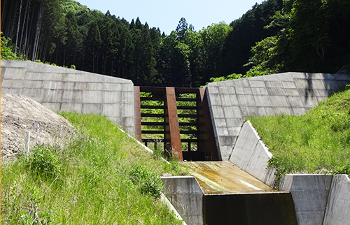 砂防堰堤工事